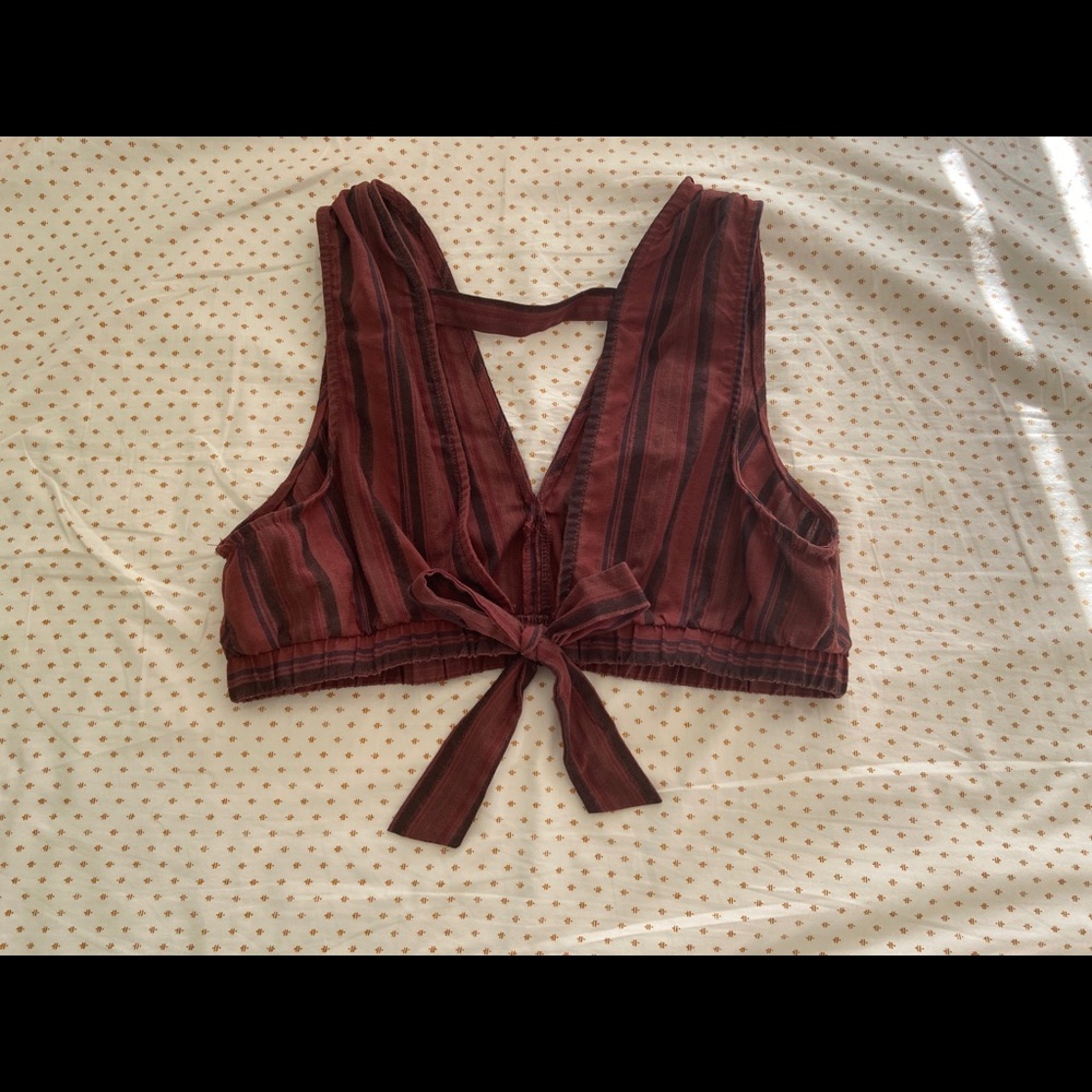 Tie Back Crop Tank - Picture 5 of 7